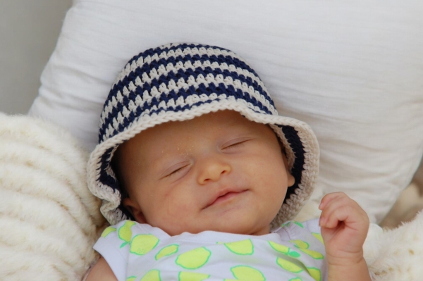 Bio-Babyhut aus Biobaumwolle, GOTS-zertifiziert, vegan